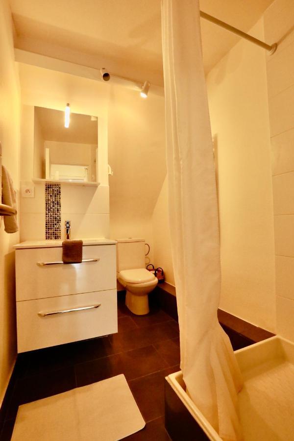 Appartement De L'Hippodrome Avec Deux Chambres Довил Екстериор снимка