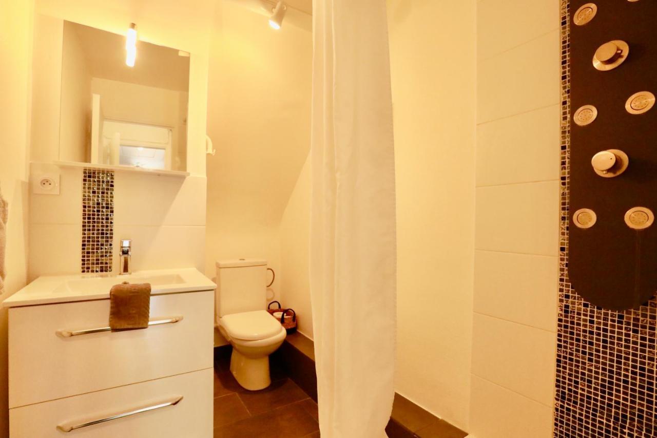 Appartement De L'Hippodrome Avec Deux Chambres Довил Екстериор снимка