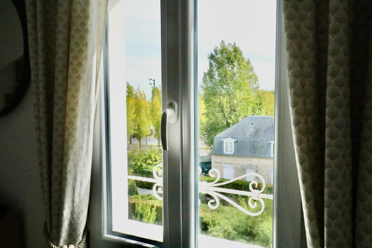 Appartement De L'Hippodrome Avec Deux Chambres Довил Екстериор снимка